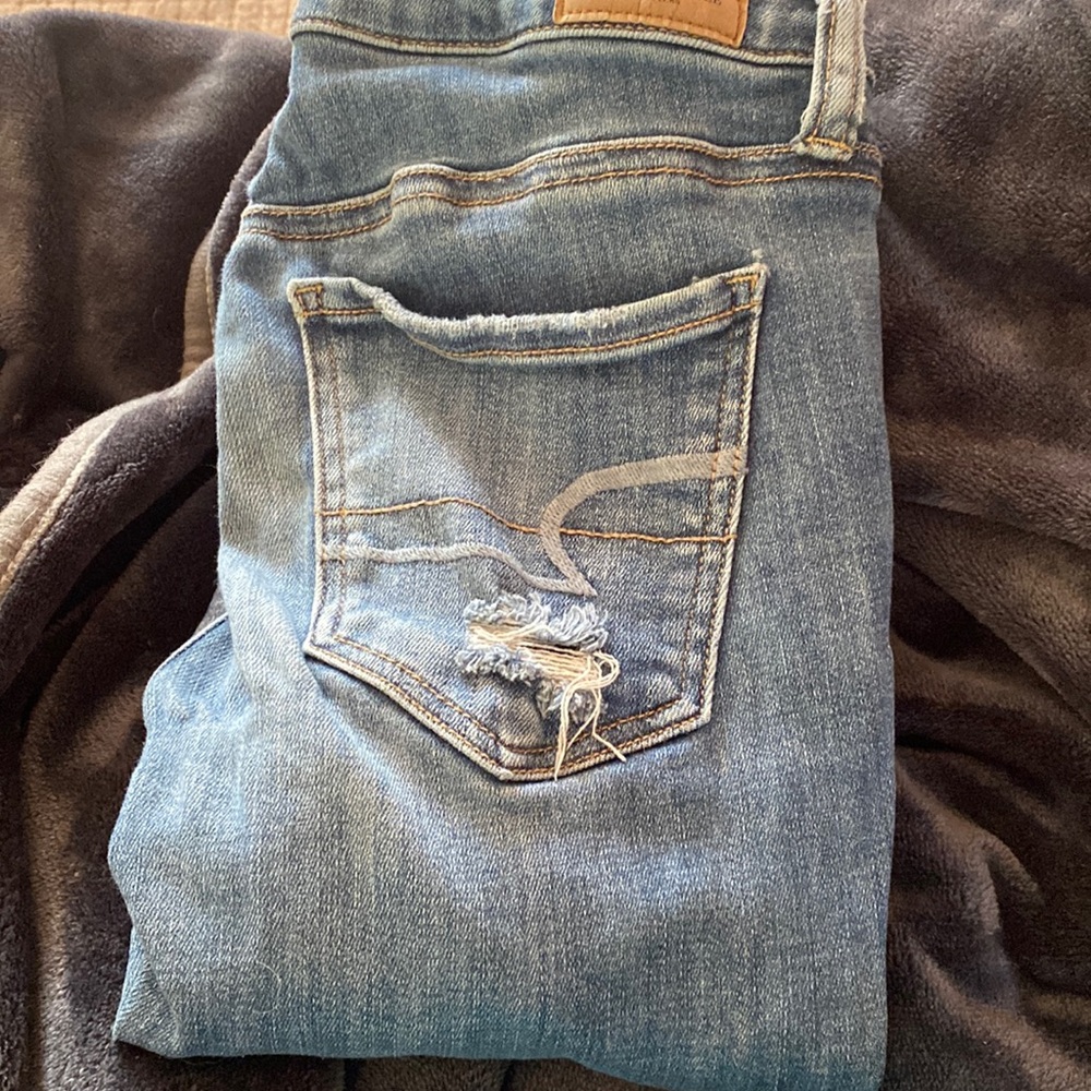 American eagle ripped jeans